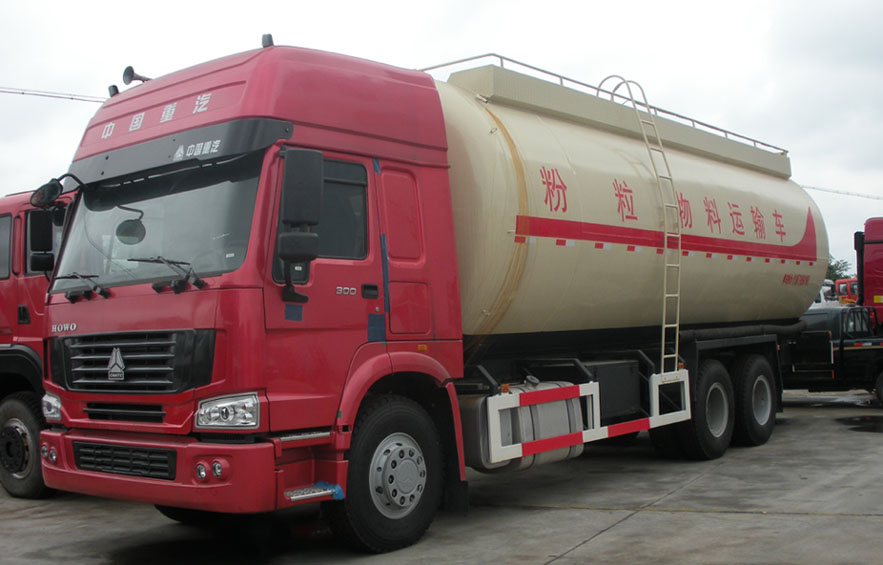 保定与张家口粉粒物料运输车 质量优选与价格分析